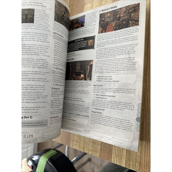 Paperback Elder Scrolls V: Skyrim Legendary Edition Game Guide - No Map - Picture 14 of 15